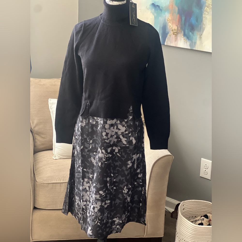 DG2 NWTS ANY 3/$24 Elegant Black Floral sweater dress Diane Gilman $4.99 ship